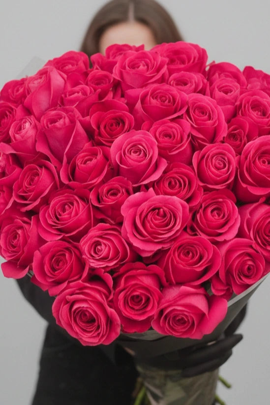 Ryškiai rožinės Pink Floyd rožės