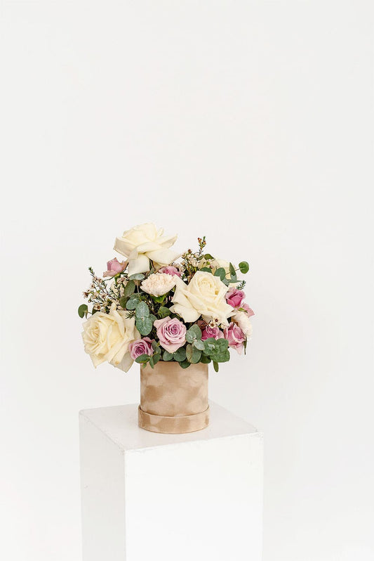 Šviesi gėlių dėžutė | Pink Ocean Gėlės